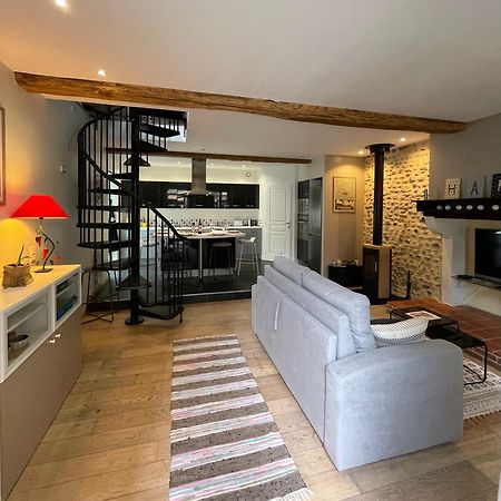 פאו Loft De Charme En Centre-Ville מראה חיצוני תמונה